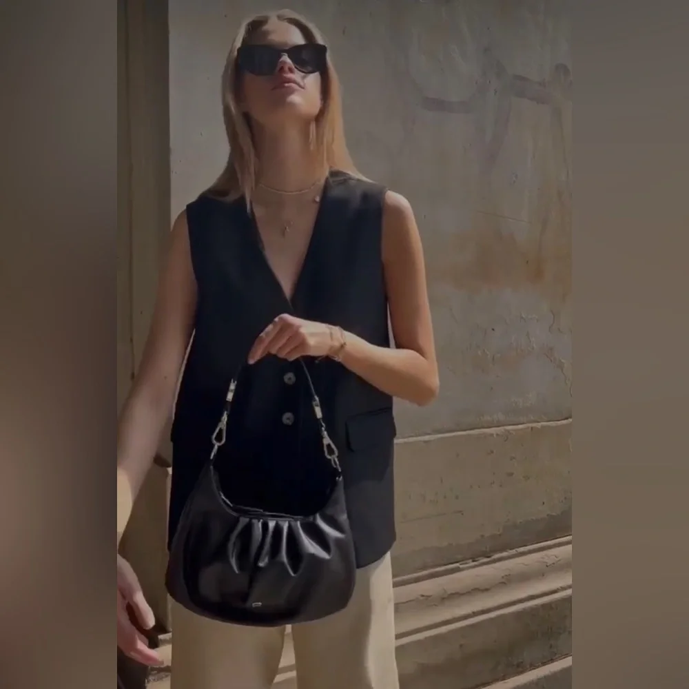Loulou Studio Black Vest - Picture 7 of 11